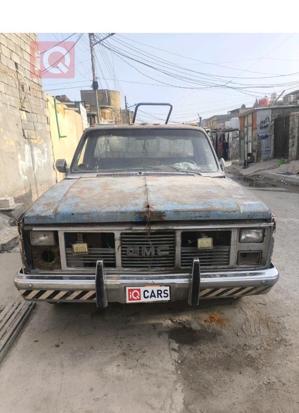 GMC Sierra